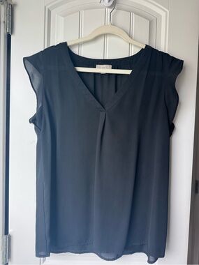 LOFT Black V-Neck Cap-Sleeve Blouse